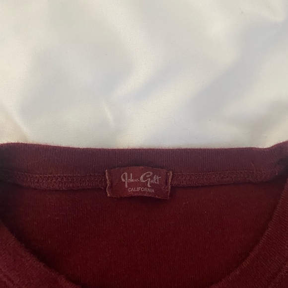 dark red tee - Picture 2 of 2